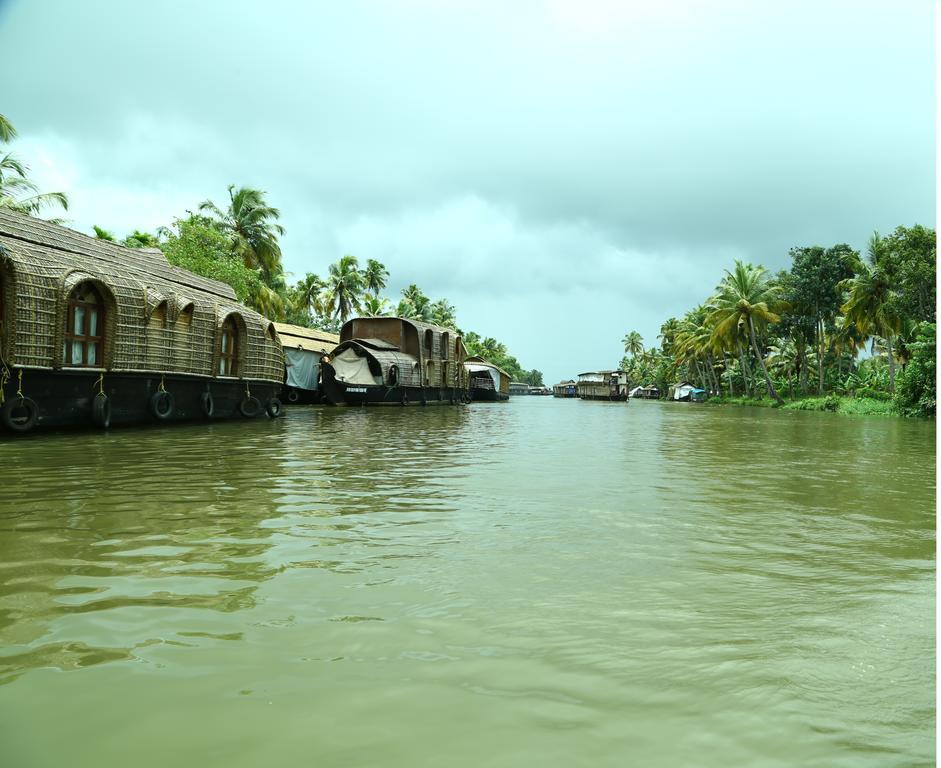 Alapatt Homestay Alappuzha Экстерьер фото